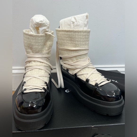 Chanel Tweed Snow Boots Black Beige Size 38 - Picture 3 of 8